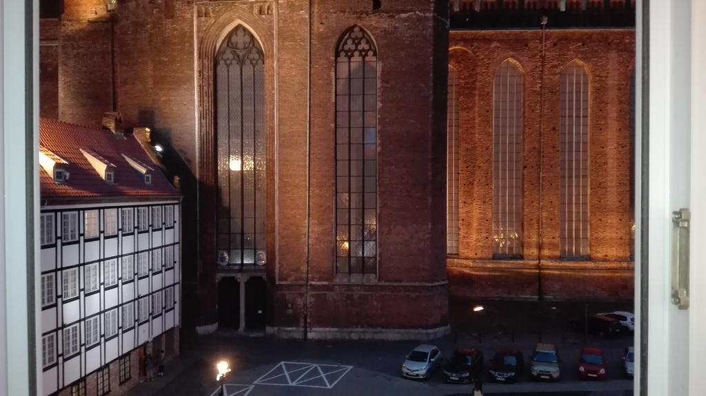 Apartment In Old Town - View Of Mariacki Church Gdańsk Exterior foto